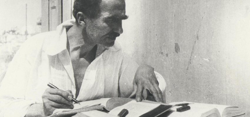 «Ένα μονάχα αξίζει: το ταξίδι»